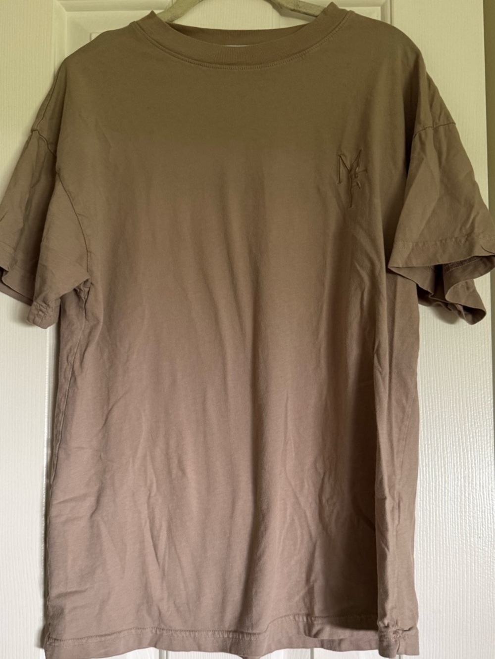 The Mayfair group The Essentials Patch Crewneck‎ Tshirt Taupe One Size NWOT
